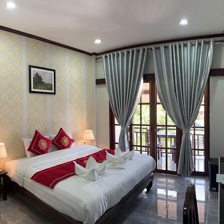 Le Khounsok Boutique Hotel Луанґпхабанґ Екстер'єр фото